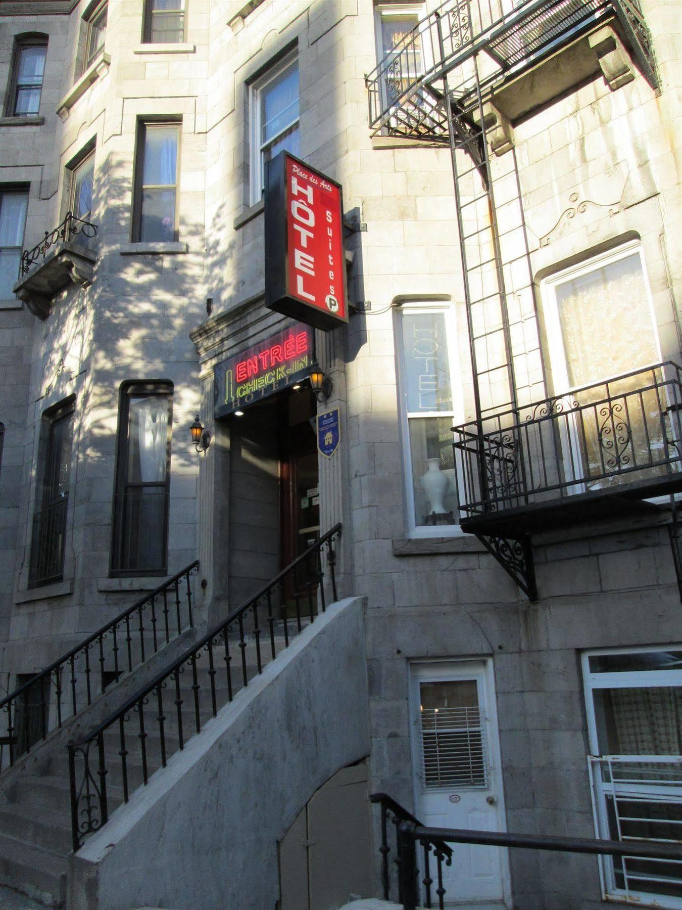 Hotel & Suites Place Des Arts Montréal Dış mekan fotoğraf